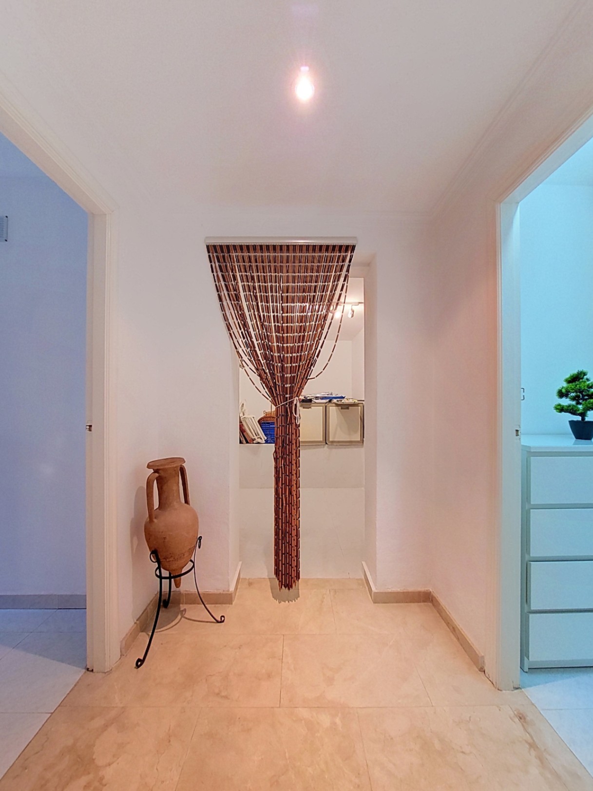 Casa con terraza y vistas al mar en La Medina, Montgó, Denia